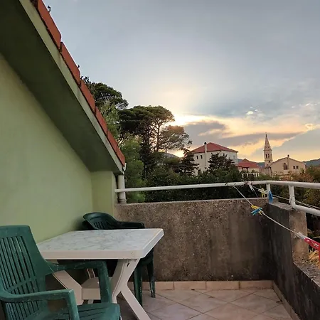 Guest house And By The Sea Jelsa, Hvar - 4602 Jelsa (Hvar)