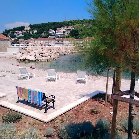 And By The Sea Jelsa, Hvar - 4602 Guest house 3*